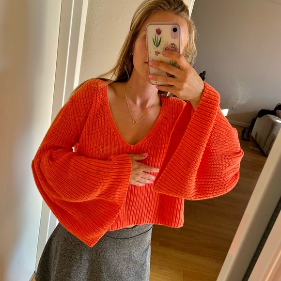 FREE PEOPLE sweater - Picture 2 of 3